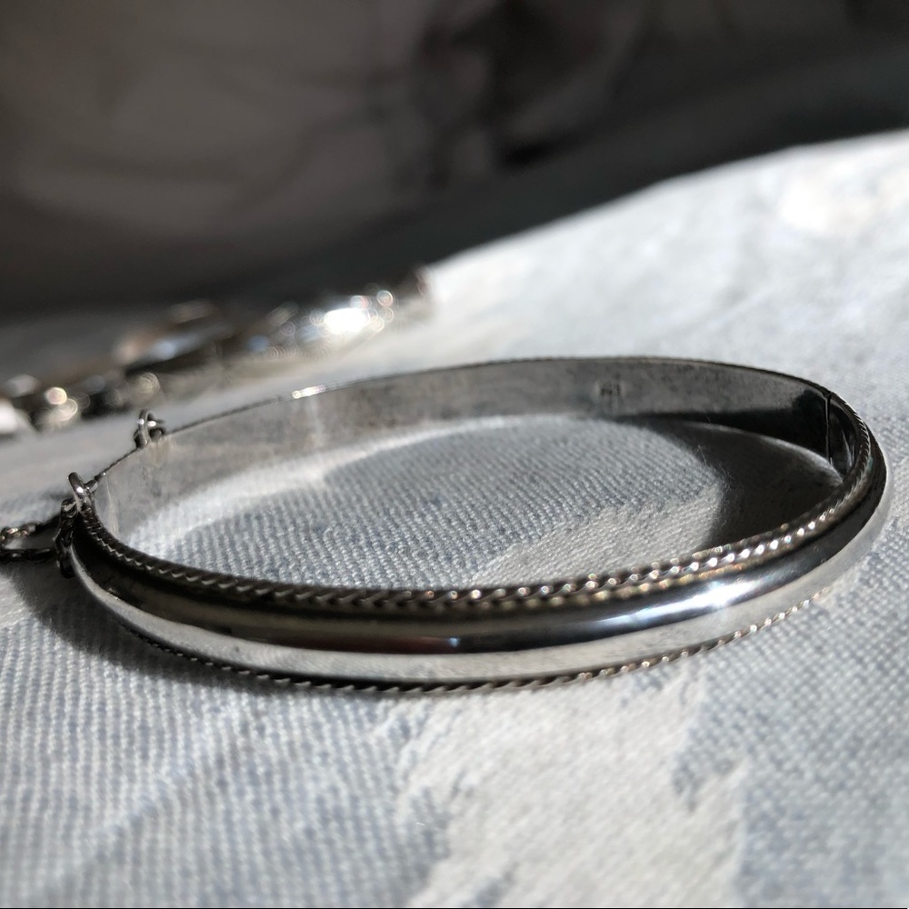Sterling Silver bangle cuff. Vintage!